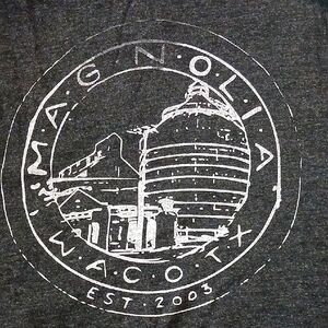 Magnolia Silos Black Graphic T-Shirt  Unisex  L
